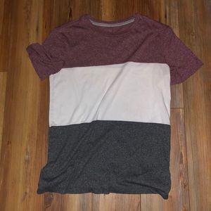 Youth XL Old Navy T shirt (red, white, dark gray)